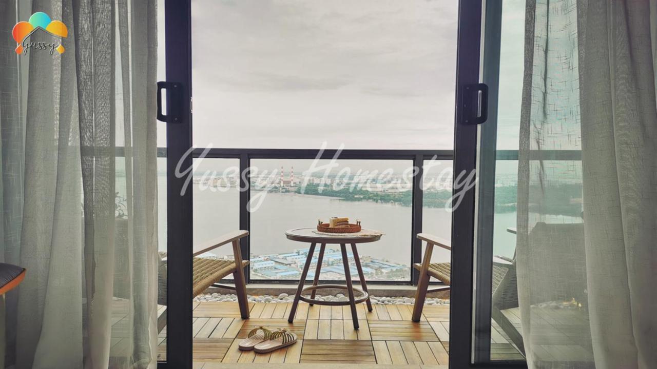 Yussy 2 Bedroom Sea View Condo At R&F Princess Cove Джохор Бахру Екстериор снимка