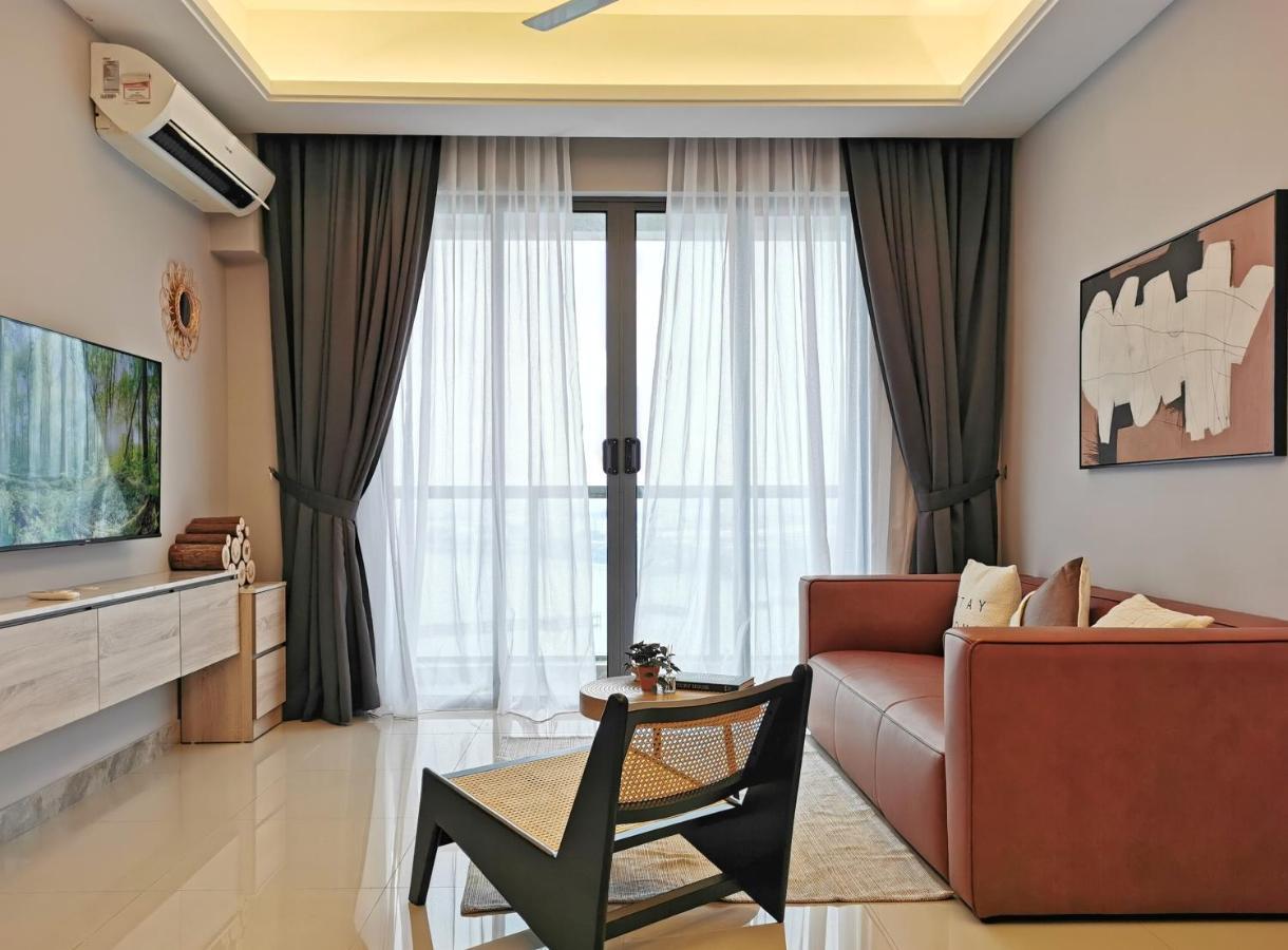 Yussy 2 Bedroom Sea View Condo At R&F Princess Cove Джохор Бахру Екстериор снимка