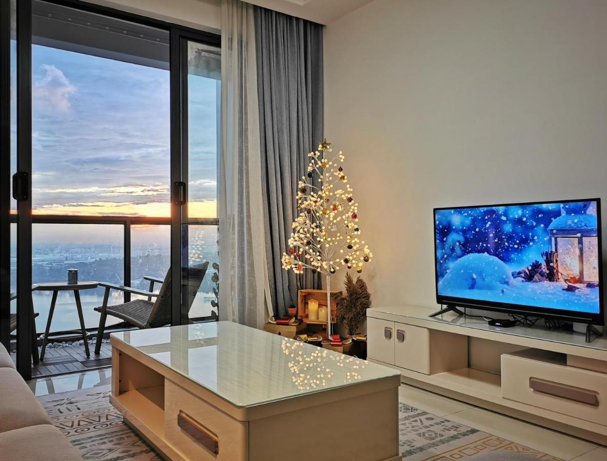 Yussy 2 Bedroom Sea View Condo At R&F Princess Cove Джохор Бахру Екстериор снимка
