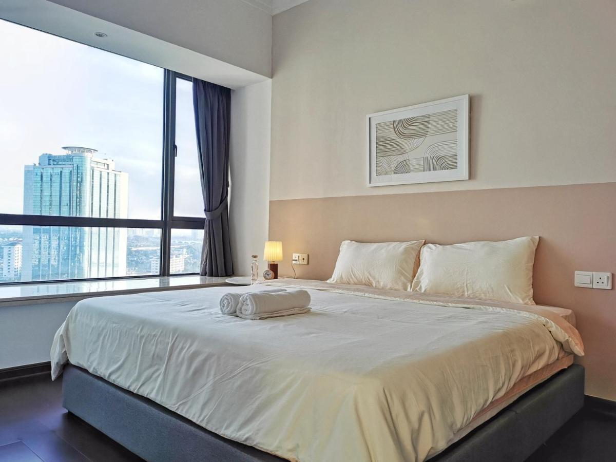 Yussy 2 Bedroom Sea View Condo At R&F Princess Cove Джохор Бахру Екстериор снимка
